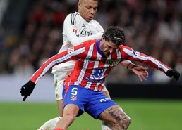 金年会app-火箭队一号球星的赛季表现及影响力解析